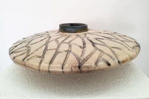 Schale in Raku-Keramik