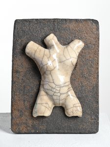 Wandobjekte in Raku-Keramik